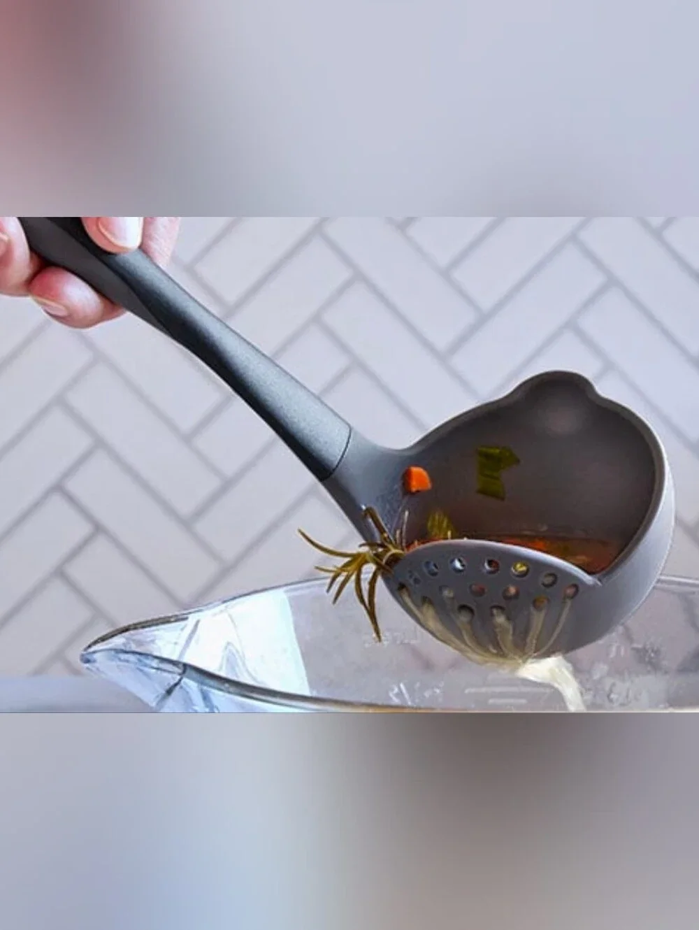 New** The Pampered Chef Gray Straining Laddle